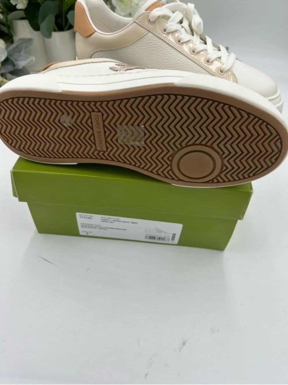 Women’s Tory Burch, color block signature leather platform sneakers size 9